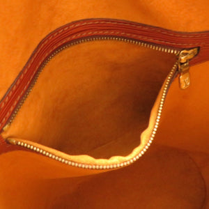 ルイ ヴィトン エピ ランドネGM ケニアブラウン M43083 ショルダーバッグ バッグ 茶 LV 0212 【中古】 LOUIS VUITTON