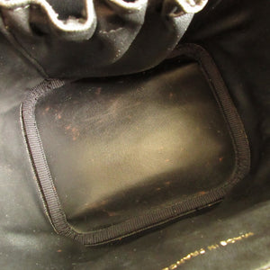 シャネル 縦型 4番台 キャビアスキン ブラック 黒 ヴァニティバッグ バッグ 0124【中古】CHANEL