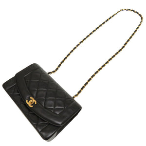 美品 シャネル ダイアナ 22 ラムスキン ブラック 4番台 ゴールドチェーン ショルダーバッグ マトラッセ ココマーク ターンロック バッグ 黒 0033 【中古】 CHANEL