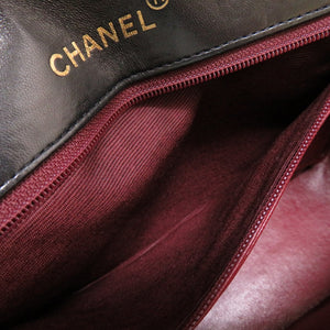 美品 シャネル ダイアナ 22 ラムスキン ブラック 4番台 ゴールドチェーン ショルダーバッグ マトラッセ ココマーク ターンロック バッグ 黒 0033 【中古】 CHANEL