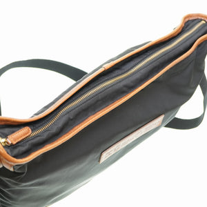 フェリージ ナイロン/レザー ショルダーバッグ ブラック 黒 0180【中古】FELISI