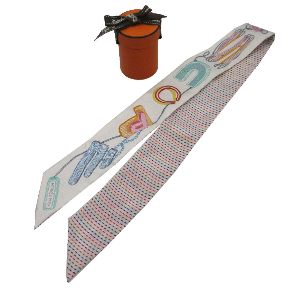 美品 エルメス ツイリー ポワンティエ シュバロスコープ スカーフ シルク ブラン 白 0123【中古】HERMES