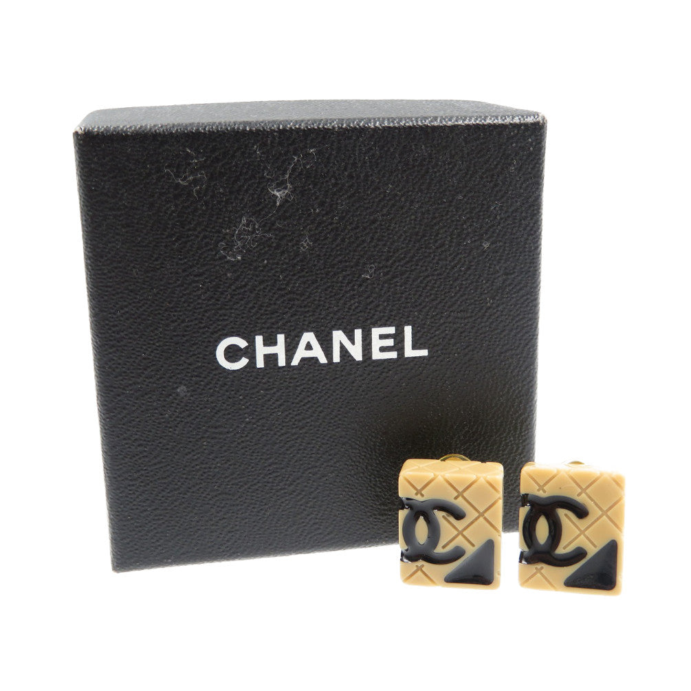 美品 シャネル カンボンライン ココマーク プラスチック GP ベージュ ブラック イヤリング 0171【中古】CHANEL