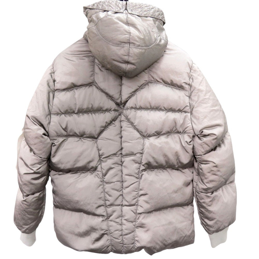 未使用 ストーンアイランド ガーメントダイ フード付き ナイロンメタルダウンジャケット 771543619 V0061 シルバー 0230【中古】STONE ISLAND