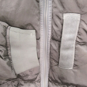 未使用 ストーンアイランド ガーメントダイ フード付き ナイロンメタルダウンジャケット 771543619 V0061 シルバー 0230【中古】STONE ISLAND