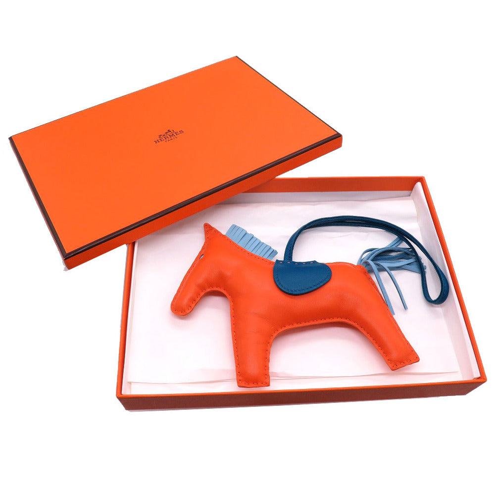 新品同様 エルメス ロデオGM アニューミロ フー セレステ ブルーイズミール バッグチャーム ロデオチャーム 0125 【中古】 HERMES