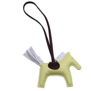 新品同様 エルメス ロデオPM アミューミロ ジョーヌプルジョン ブループリュム U刻印(2022年製) バッグチャーム ロデオチャーム 0001 【中古】 HERMES