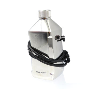 新品同様 ジバンシー4Gロゴ アルミニウム レザー シルバー ブラック 水筒 ウォーターボトル 0004【中古】GIVENCHY