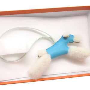 新品同様 エルメス バディ B刻印(2023年製) アニューミロ ムートン ブルーアズティック ヴェールフィズ キーホルダー バッグチャーム 0051【中古】HERMES