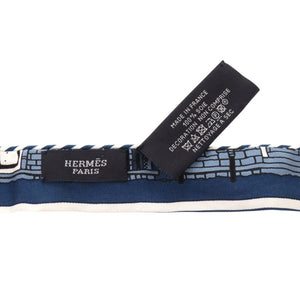 新品同様 エルメス ツイリードール キャンディ パリステーション シルク ブルーアルドワーズ ノワール スカーフ 青 0092 【中古】 HERMES