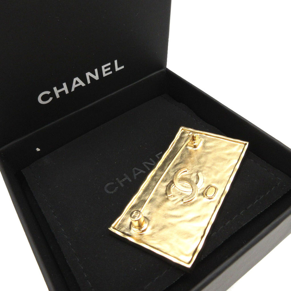 新品同様 シャネル A23S ロゴ レザー メタル ブラック 黒 ゴールド ブローチ 0383【中古】CHANEL