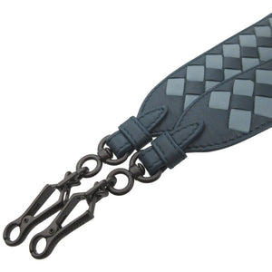 新品同様 ボッテガヴェネタ 563992 イントレチャート レザー ブルー 青 ショルダーストラップ 1061【中古】BOTTEGA VENETA