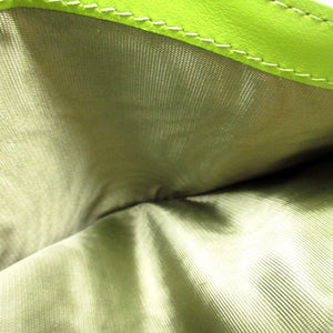 未使用 プラダ SPAZZOLATO トライアングルロゴ 1MV204 二つ折り財布 パテントレザー グリーン 0736【中古】PRADA