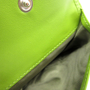 未使用 プラダ SPAZZOLATO トライアングルロゴ 1MV204 二つ折り財布 パテントレザー グリーン 0736【中古】PRADA