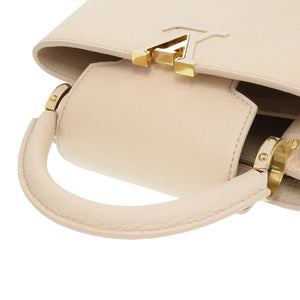 新品同様 ルイ ヴィトン カプシーヌBB スノー トリヨンレザー ゴールド金具 M24545 2WAY ハンドバッグ LV 0751 【中古】 LOUIS VUITTON