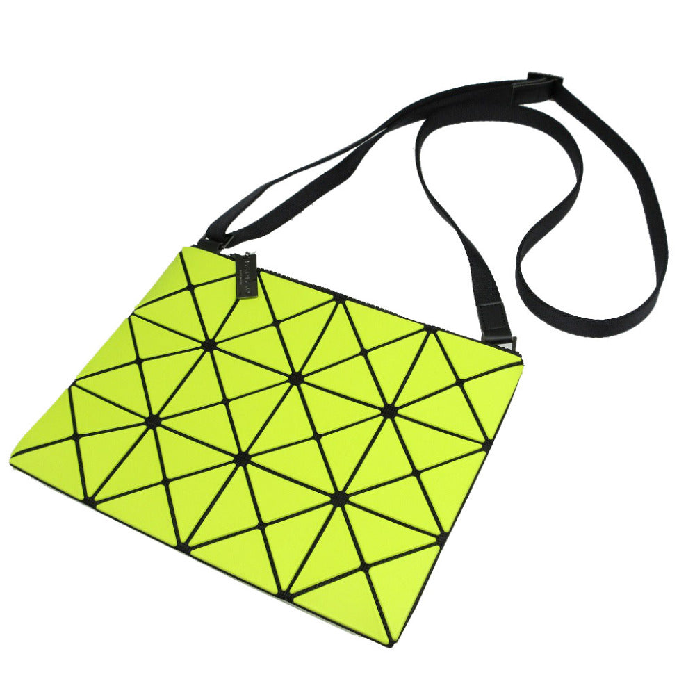 新品同様 イッセイ ミヤケ BB03 バオバオ PVC ポリエステル イエロー 黄 ショルダーバッグ 2092【中古】ISSEY MIYAKE