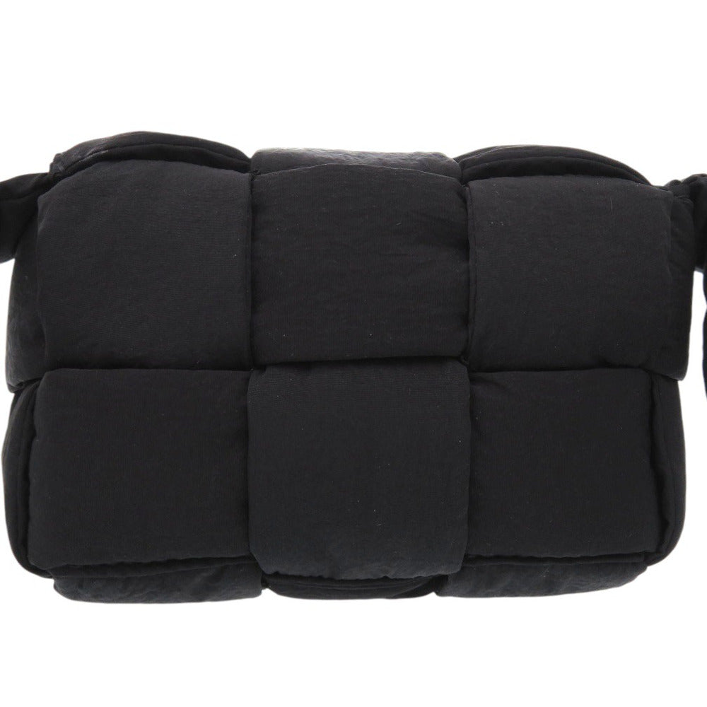 新品同様 ボッテガヴェネタ ミニ カセット ショルダーバッグ MINI CASSETTE 691018 VB081 ナイロン ブラック 0694【中古】BOTTEGAVENETA