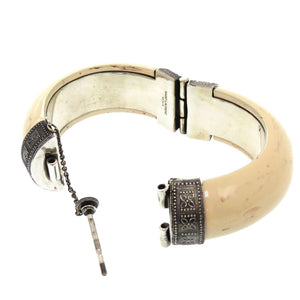 美品 サンローランパリ プラスチック アイボリー バングル 0747【中古】SAINT LAURENT PARIS