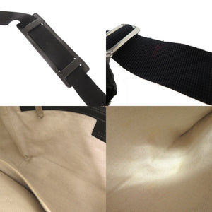 グッチ GGエンボス 658565 ブラック メッセンジャーバッグ ショルダーバッグ 黒 1774【中古】GUCCI メンズ