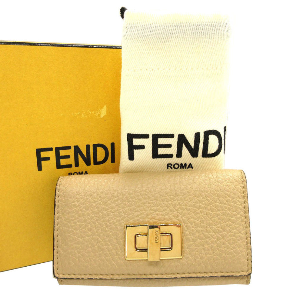 美品 フェンディ ピーカブー 8AP159 レザー ベージュ ゴールド 6連 キーケース 0804【中古】FENDI