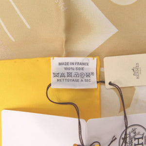 未使用 エルメス カレ PLEASE CHECK-IN プリーズチェックインケリー Kelly シルク イエロー ベージュ 黄色 スカーフ 0818【中古】HERMES