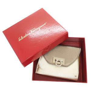 新品同様 サルヴァトーレフェラガモ Wホック財布 ガンチーニ JP-22-6164 レザー シルバー ゴールド 1332 二つ折り財布【中古】Salvatore Ferragamo