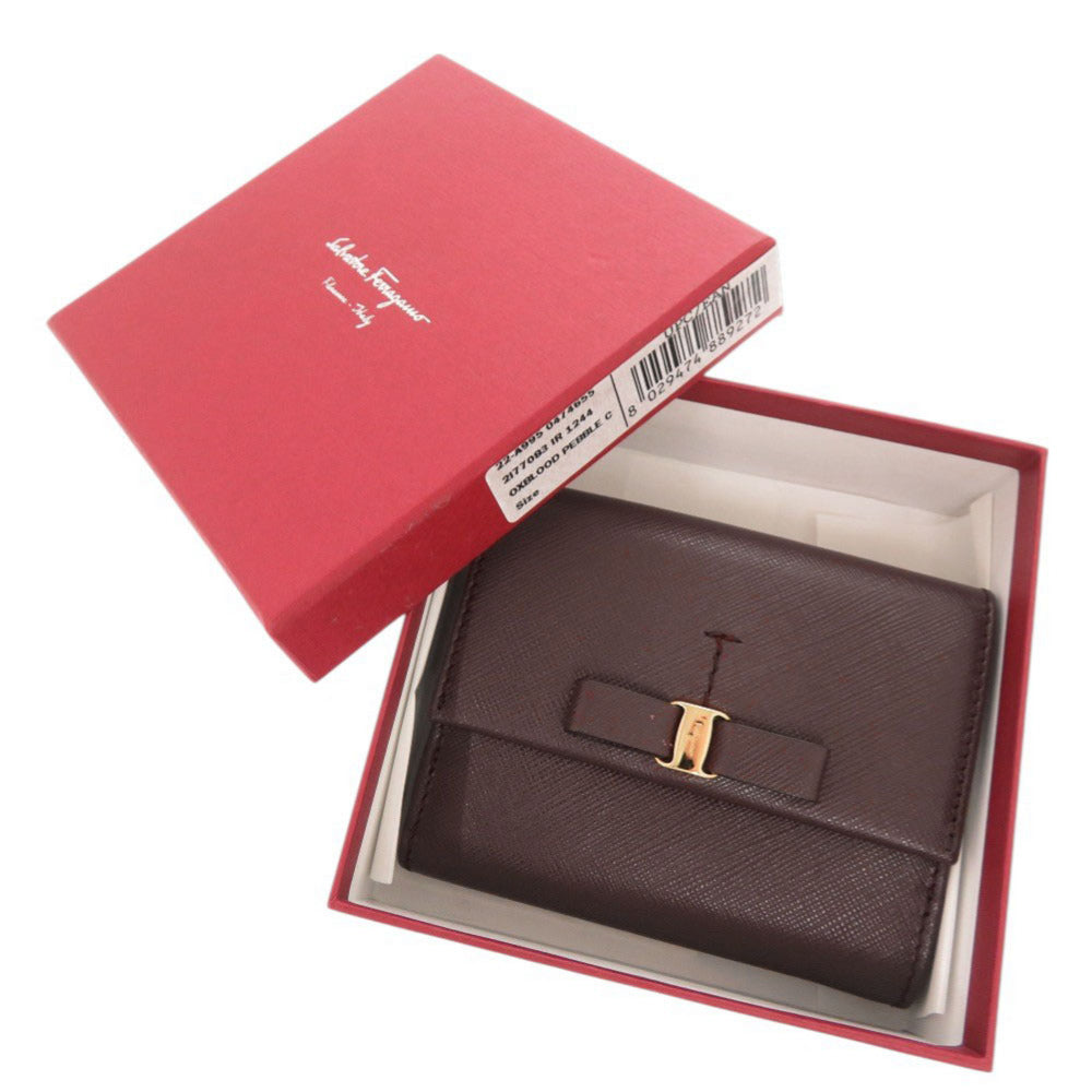 美品 サルヴァトーレフェラガモ ヴァラリボン レザー ボルドー 二つ折り財布 1726【中古】Salvatore Ferragamo