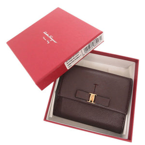 美品 サルヴァトーレフェラガモ ヴァラリボン レザー ボルドー 二つ折り財布 1726【中古】Salvatore Ferragamo