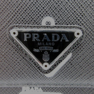 新品同様 プラダ スマホショルダー カモメ 錨 三角プレート ショルダーバッグ レザー/サフィアーノレザー ブラック 黒 0090【中古】PRADA