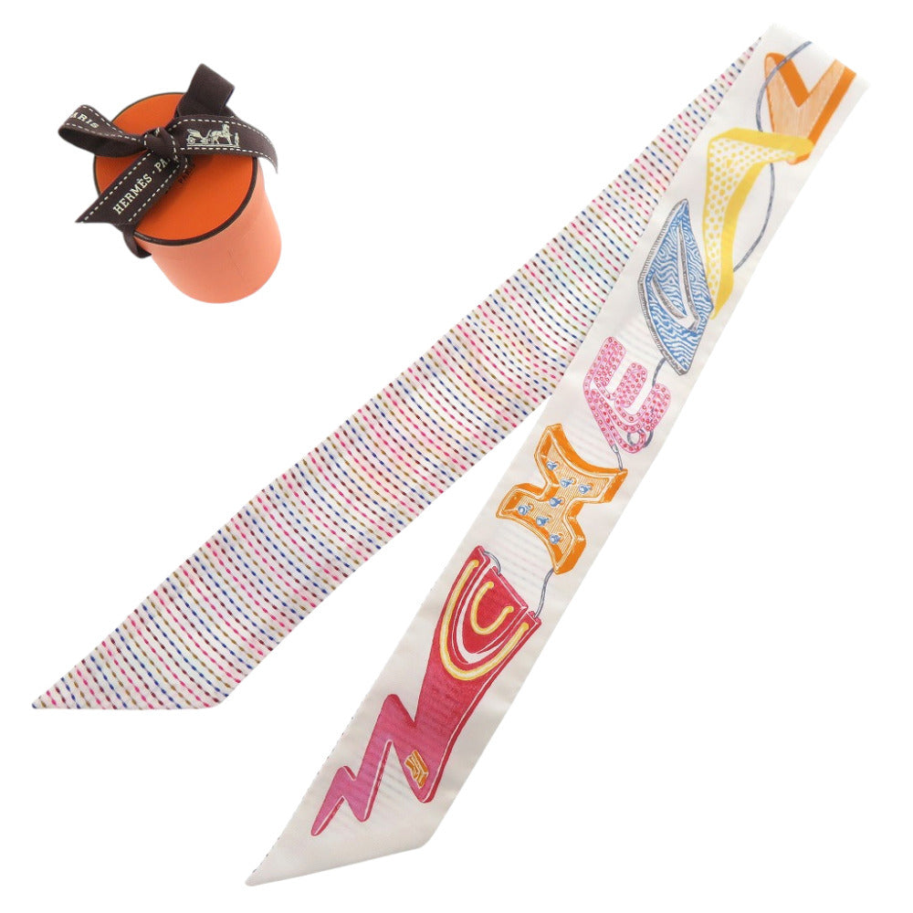 新品同様 エルメス ツイリー Chevalo scope Neon シュヴァロスコープ ネオン スカーフ シルク ブラン 0175【中古】HERMES