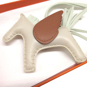 新品同様 エルメス ロデオペガサス PM アニューミロ B刻印(2023年製) クレ ヴェールフィズ ゴールド バッグチャーム キーホルダー 0192【中古】HERMS