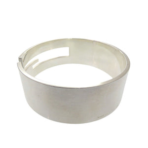 美品 グッチ ブランデッドG Gロゴ カットアウトG シルバー925 119ｇ シルバー バングル 0748【中古】GUCCI