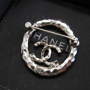 新品同様 シャネル ココマーク C21K ラウンド ラインストーン メタル ブローチ 0969【中古】CHANEL
