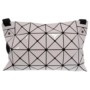 新品同様 イッセイミヤケ BAOBAO バオバオ ルーセント ショルダーバッグ ホワイト PVC  BB01 AG054 1015【中古】ISSEY MIYAKE