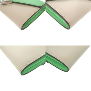 新品同様 フェンディ FFダイヤモンド コンチネンタル財布 FF DIAMONDS CONTINENTAL WALLET レザー グリーン ホワイト 薄緑 白 長財布1135【中古】FENDI