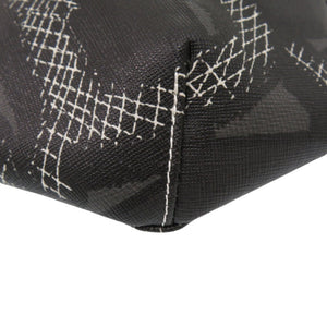 新品同様 バーバリー TBモノグラム PVC ブラック ボディバッグ 1205【中古】BURBERRY