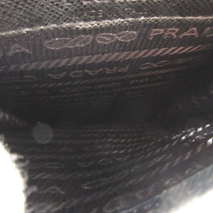 美品 プラダ 2ZH068 サフィアーノ アクティブ カモフラージュ サフィアーノレザー ブラック 黒 ブルー 青 フォンケース ショルダーバッグ 1250【中古】PRADA