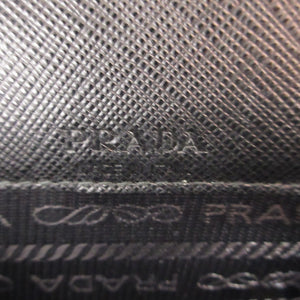 美品 プラダ 2ZH068 サフィアーノ アクティブ カモフラージュ サフィアーノレザー ブラック 黒 ブルー 青 フォンケース ショルダーバッグ 1250【中古】PRADA