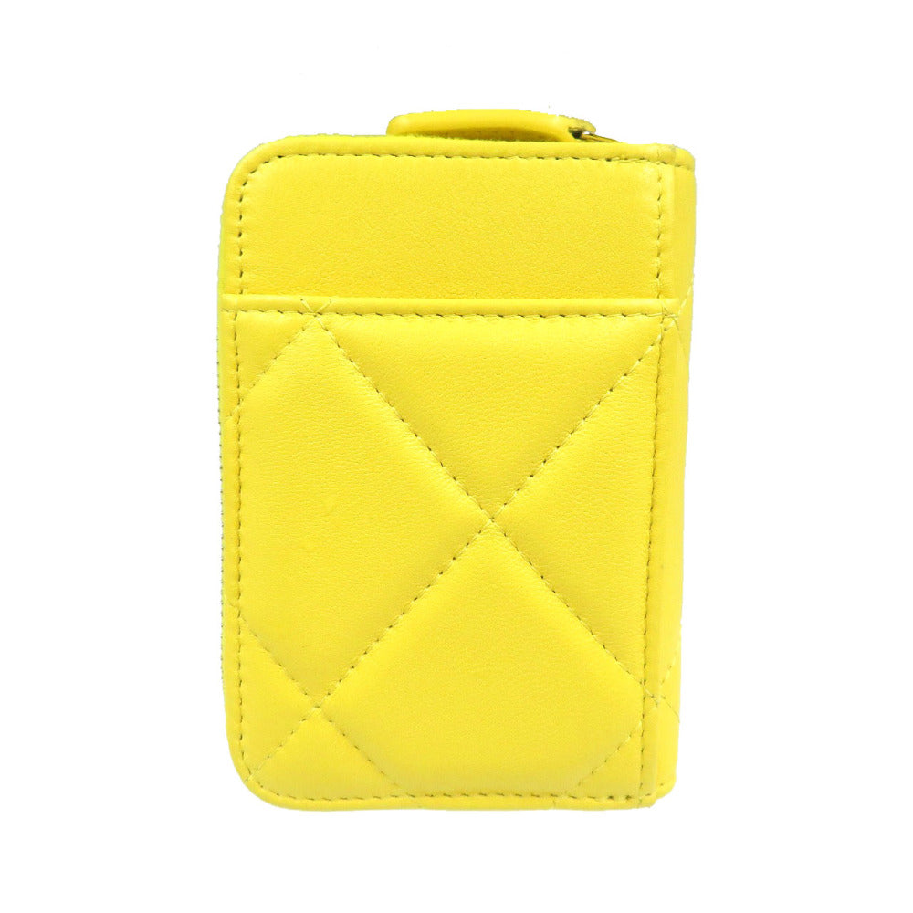 美品 シャネル 19 ランダムシリアル ラムスキン ゴールド金具 イエロー コインケース 小銭入れ 1380【中古】CHANEL