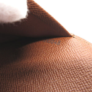 新品同様 ルイヴィトン モノグラム M64502 クーヴェルテュール パスポートケース 1526【中古】LOUIS VUITTON