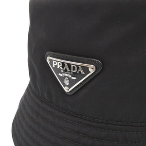 美品 プラダ Re-Nylon バケットハット Lサイズ トライアングルロゴ 2HC137 ナイロン ブラック 帽子 黒 1725【中古】PRADA