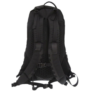 新品同様 アークテリクス バックパック Arro アロー 22 リュックサック ロゴ X000007473 デイパック ナイロン ブラック 1795【中古】ARC'TERYX