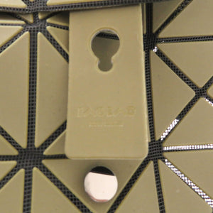 美品 イッセイミヤケ バオバオ BAO BAO ショルダーバッグ ロック カーキ 黒 カーキ PVC BB66-AG402 1883【中古】ISSEY MIYAKE