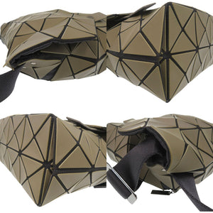 美品 イッセイミヤケ バオバオ BAO BAO ショルダーバッグ ロック カーキ 黒 カーキ PVC BB66-AG402 1883【中古】ISSEY MIYAKE