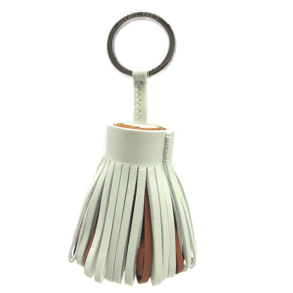 新品同様 エルメス カルメン トリコロール B刻印(2023年製) アニューミロ ヴェールフィズ ゴールド ナタ バッグチャーム キーホルダー 0472【中古】HERMES