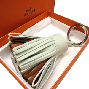 新品同様 エルメス カルメン トリコロール B刻印(2023年製) アニューミロ ヴェールフィズ ゴールド ナタ バッグチャーム キーホルダー 0472【中古】HERMES