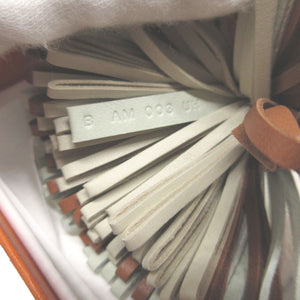 新品同様 エルメス カルメン トリコロール B刻印(2023年製) アニューミロ ヴェールフィズ ゴールド ナタ バッグチャーム キーホルダー 0472【中古】HERMES