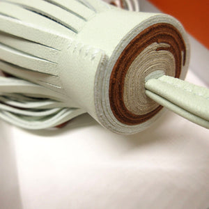 新品同様 エルメス カルメン トリコロール B刻印(2023年製) アニューミロ ヴェールフィズ ゴールド ナタ バッグチャーム キーホルダー 0472【中古】HERMES