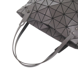 美品 イッセイミヤケ バオバオ ロックマット PVC/ポリエステル チャコールグレー ハンドバッグ 0836【中古】ISSEY MIYAKE