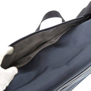 新品同様 ハンティングワールド ナイロンショルダーバッグ メッセンジャーバッグ ナイロン ネイビー 0922【中古】HUNTING WORLD